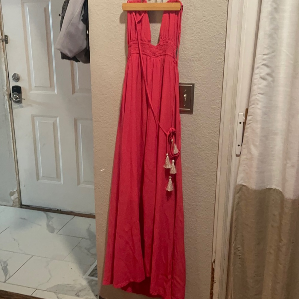 Pink boho flowy maxi dress with tassels!